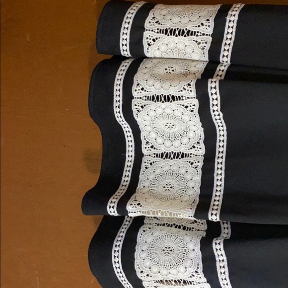 Little black dress - Picture 2 of 3